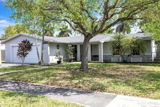 7815 SW 127th Ct Unit 215, Miami, FL 33183