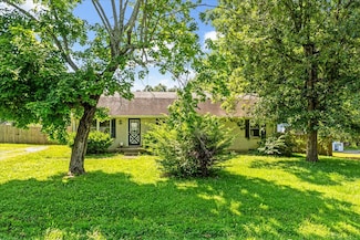 212 Valleywood Dr, Dickson, TN 37055