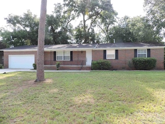 8220 Excelsior Dr, Pensacola, FL 32514