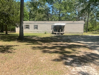 517 Dunnam Rd, Leakesville, MS 39451