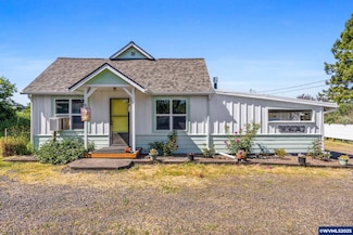 40025 Mountain Home Dr, Sweet Home, OR 97386