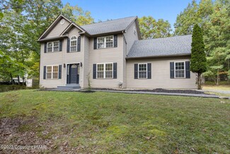 263 Upper Ridge Dr, Effort, PA 18330