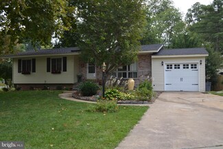 4301 San Carlos Dr, Fairfax, VA 22030