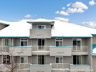 529 Miller Dr Unit 305, Grand Haven, MI 49417