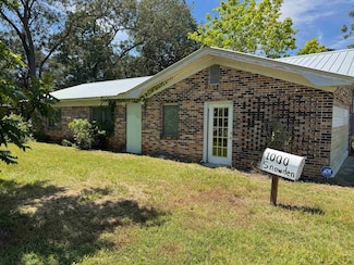 1000 Snowden Dr, Andalusia, AL 36420