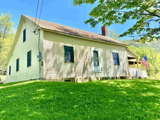 4285 S 116 Rd, Bristol, VT 05443