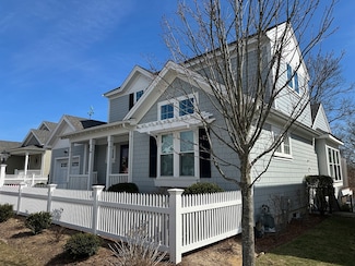 55 Cottage Ln, Mashpee, MA 2649
