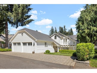 17443 Canal Cir, Lake Oswego, OR 97035