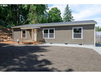33652 Row River Rd, Cottage Grove, OR 97424