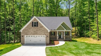 2869 Hearthwood Rd, Sophia, NC 27350