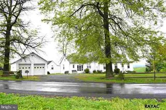 15 Fairmount Rd, Biglerville, PA 17307