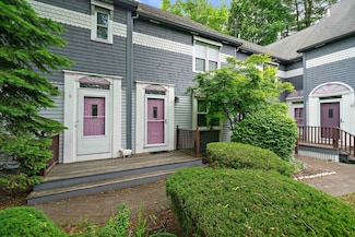 141 Pleasant St Unit 7, Attleboro, MA 02703