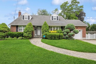 76 Roebling Place, East Northport, NY 11731