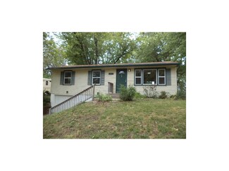 6614 NE Ridgeway Ave, Kansas City, MO 64119