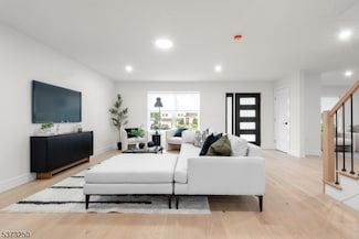 1283 Rahway Ave, Westfield, NJ 07090
