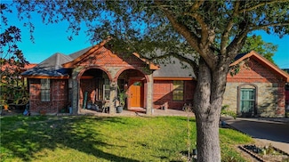 5504 Monica Cir, Mission, TX 78574