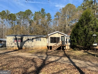 100 Lakeview Dr, Colbert, GA 30628