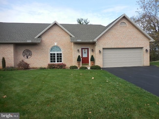 15 Truman St, Palmyra, PA 17078
