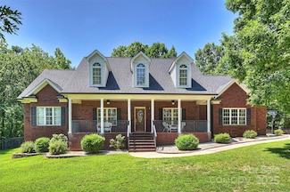 6309 Chamar Cir, Kannapolis, NC 28081