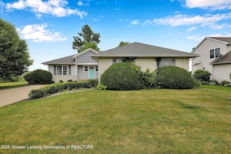 1634 Holbrook Dr, Holt, MI 48842