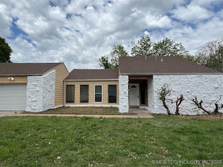10019 E 39th Place, Tulsa, OK 74146