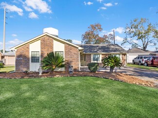 5731 Enchanted Timbers Dr, Humble, TX 77346