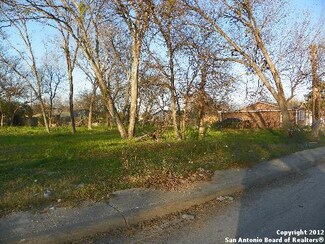 119 Muskogee St, San Antonio, TX 78237