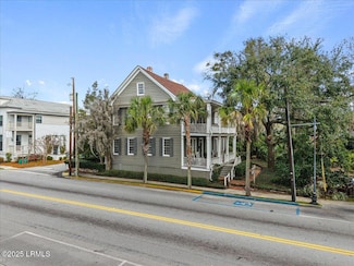 409 Carteret St, Beaufort, SC 29902