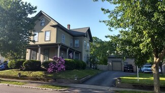 10 Charles St, Wakefield, MA 01880