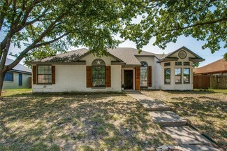 5006 Vagas Dr, Rowlett, TX 75088