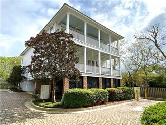 2075 Lakeshore Dr Unit 13, Mandeville, LA 70448
