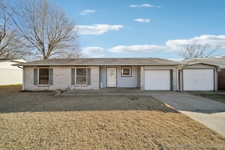 112 E Prairie St, Oktaha, OK 74450