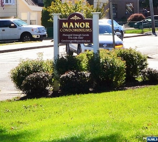 191 N Beverwyck Rd Unit 1, Lake Hiawatha, NJ 07034