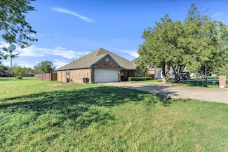 315 W 6th St, Justin, TX 76247