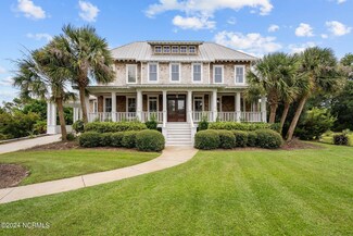 317 E Island View, Hampstead, NC 28443