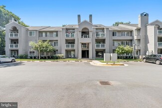 11739 Summerchase Cir Unit 1739-B, Reston, VA 20194