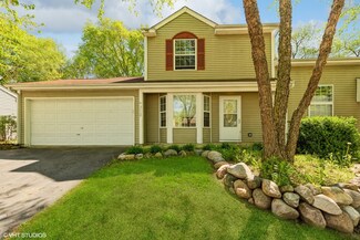 3112 Debra Dr, Island Lake, IL 60042