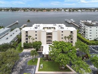 1202 S Lake Dr Unit 1050, Lantana, FL 33462