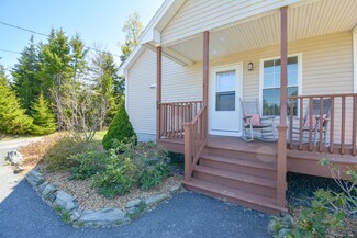 26 Benaquist Way, Harpswell, ME 04079