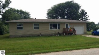 6132 W Nottawa St, Weidman, MI 48893