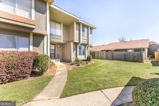 127 Stoneridge Dr, Warner Robins, GA 31088
