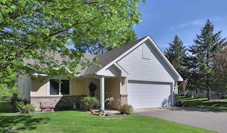 2506 Woodridge Ln, Brainerd, MN 56401