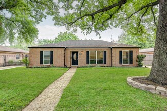 4811 Benning Dr, Houston, TX 77035