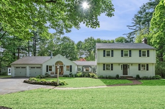 88 Haverhill Rd, Topsfield, MA 01983
