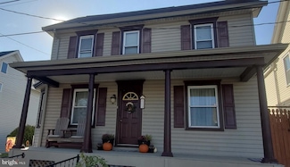 409 Kauffman St, Boiling Springs, PA 17007