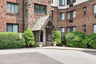 47 Lafayette Place Unit 3G, Greenwich, CT 06830