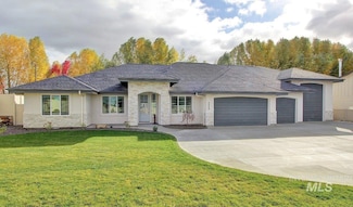 78 E Heliotrope Dr, Meridian, ID 83642