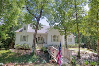8802 S Lamhatty Ln, Daphne, AL 36526