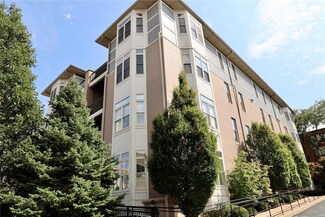 842 N New Ballas Ct Unit 305, Saint Louis, MO 63141