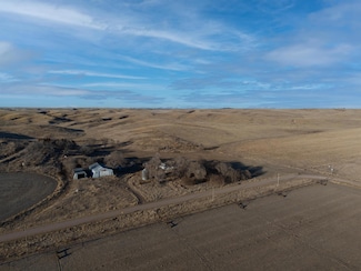 78004 Drive 412, Gothenburg, NE 69138